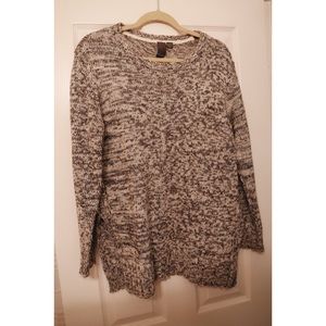 Quinn Grey & White long sweater